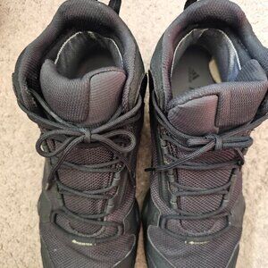 Adidas Terrex Hiking Boots – Men’s 11 | All Black